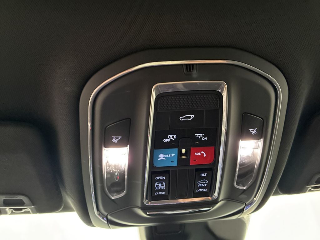 2023 Jeep Grand Cherokee Altitude 4x4