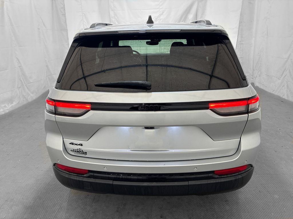2023 Jeep Grand Cherokee Altitude 4x4