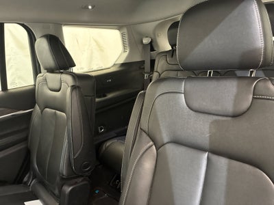 2023 Jeep Grand Cherokee Laredo 4x4