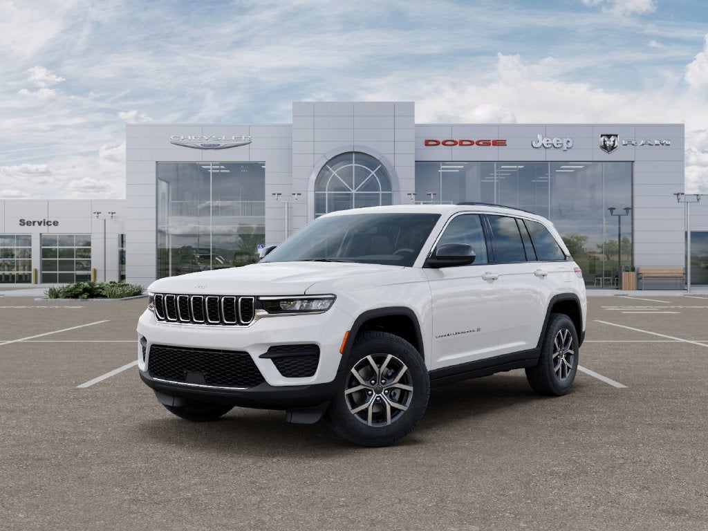 2027 Jeep Grand Cherokee GRAND CHEROKEE LAREDO X 4X4