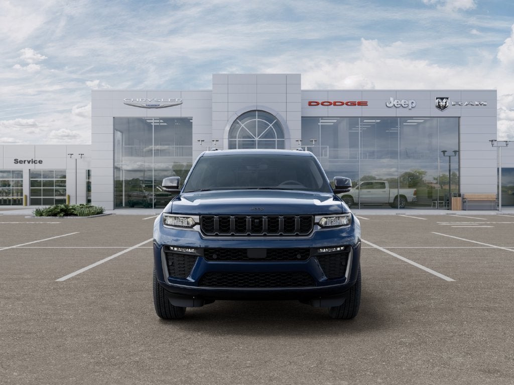 2027 Jeep Grand Cherokee GRAND CHEROKEE LIMITED RESERVE 4X4