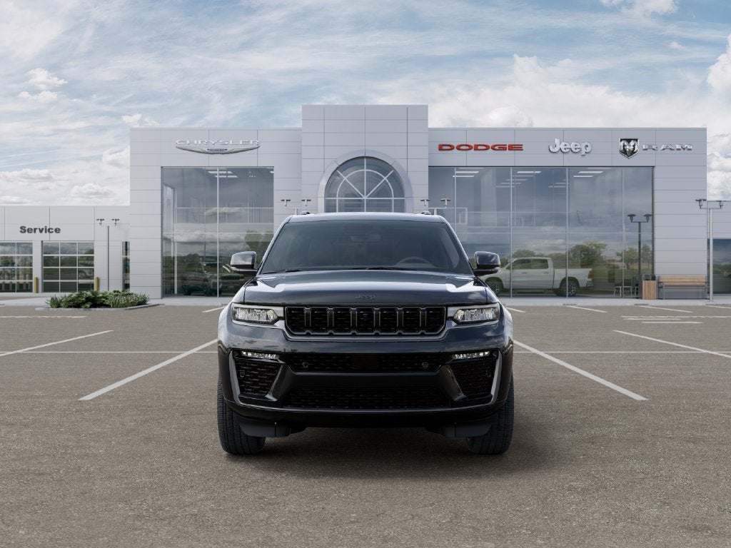 2027 Jeep Grand Cherokee GRAND CHEROKEE SUMMIT 4X4