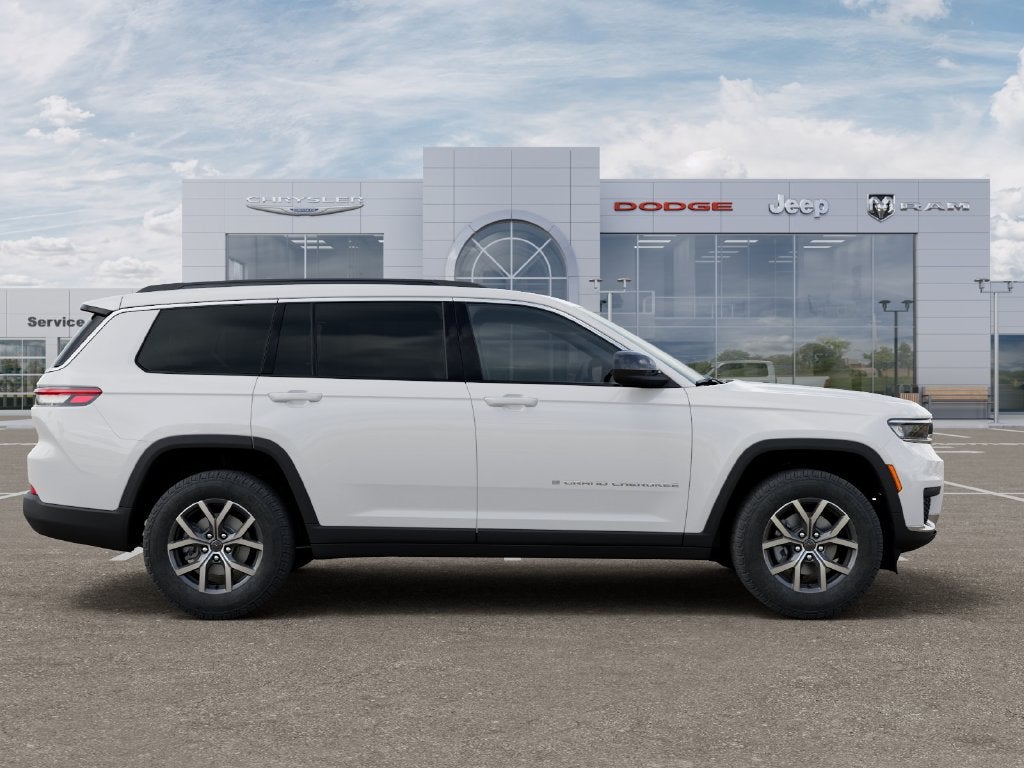 2027 Jeep Grand Cherokee GRAND CHEROKEE L LAREDO X 4X4