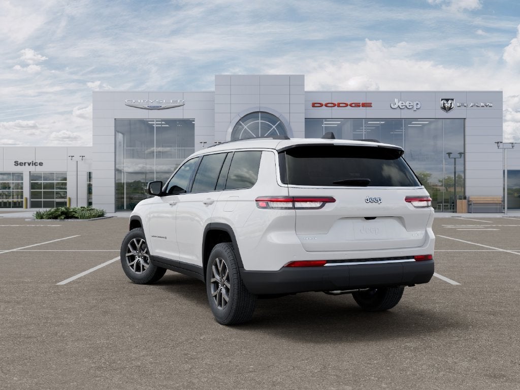 2027 Jeep Grand Cherokee GRAND CHEROKEE L LAREDO X 4X4