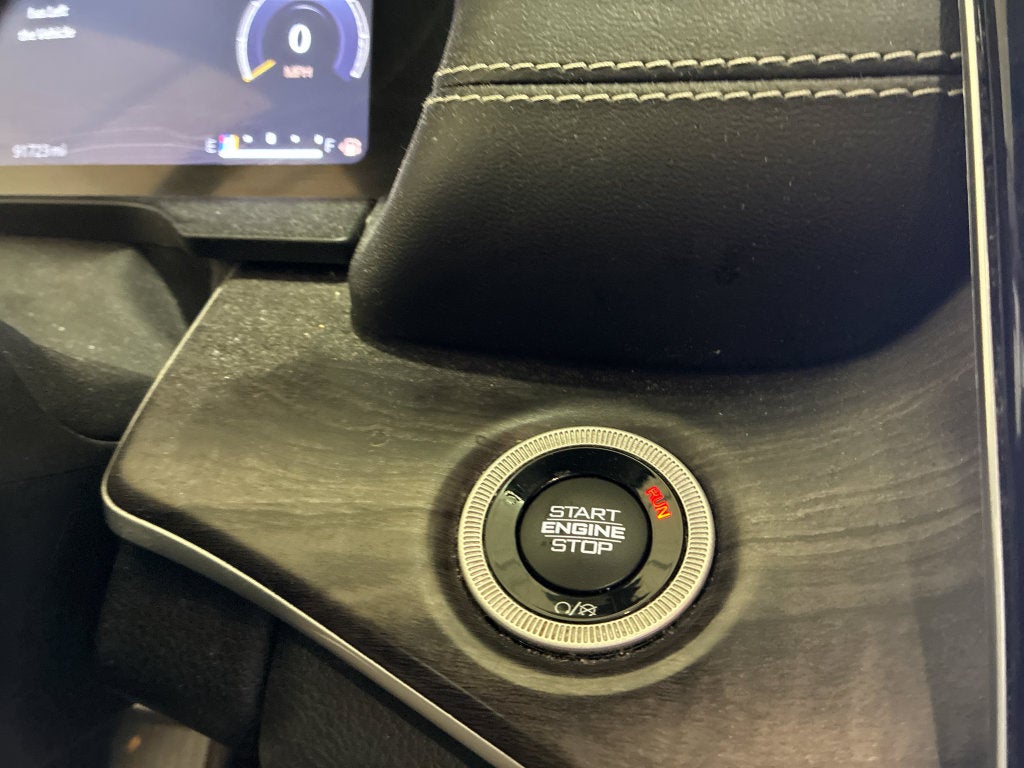 2023 Jeep Grand Cherokee L Limited 4x4