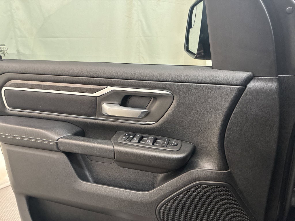 2024 RAM 1500 Big Horn Crew Cab 4x4 5'7' Box