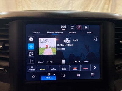 2023 RAM 1500 Big Horn Crew Cab 4x4 5'7' Box