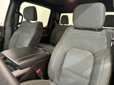 2022 RAM 1500 Big Horn Crew Cab 4x4 6'4' Box