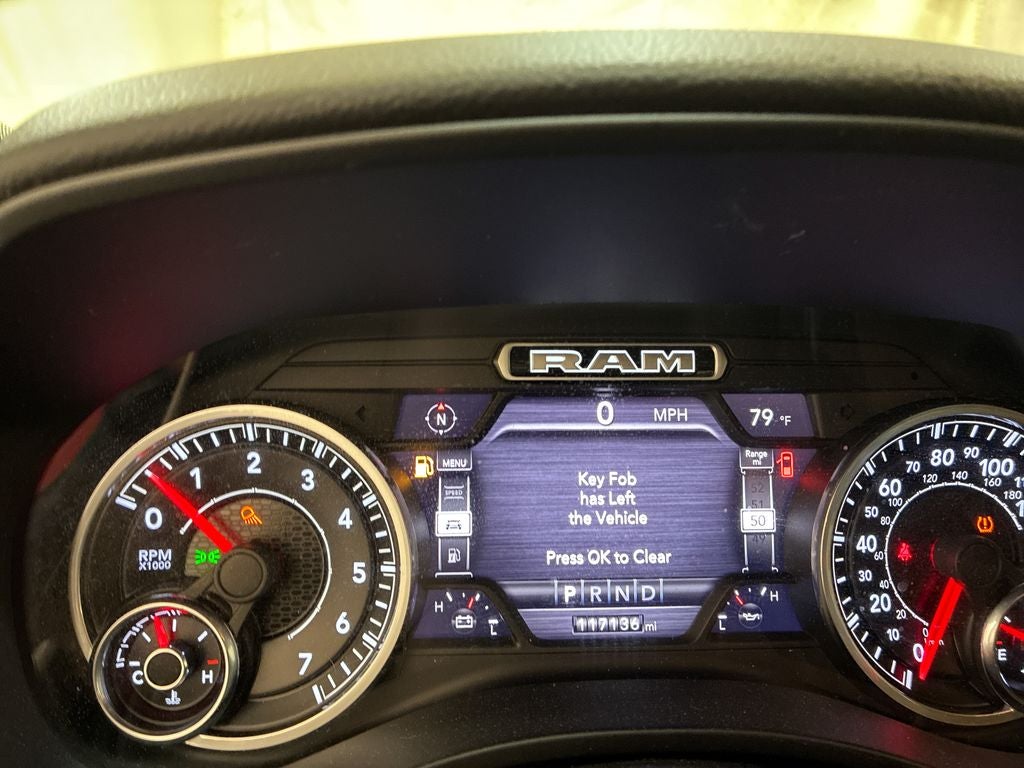 2020 RAM 1500 Big Horn Crew Cab 4x4 5'7' Box