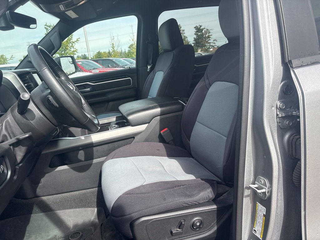 2020 RAM 1500 Big Horn Crew Cab 4x4 5'7' Box