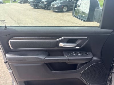 2020 RAM 1500 Big Horn Crew Cab 4x4 5'7' Box