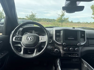 2020 RAM 1500 Big Horn Crew Cab 4x4 5'7' Box