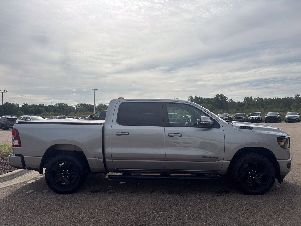 2020 RAM 1500 Big Horn Crew Cab 4x4 5'7' Box