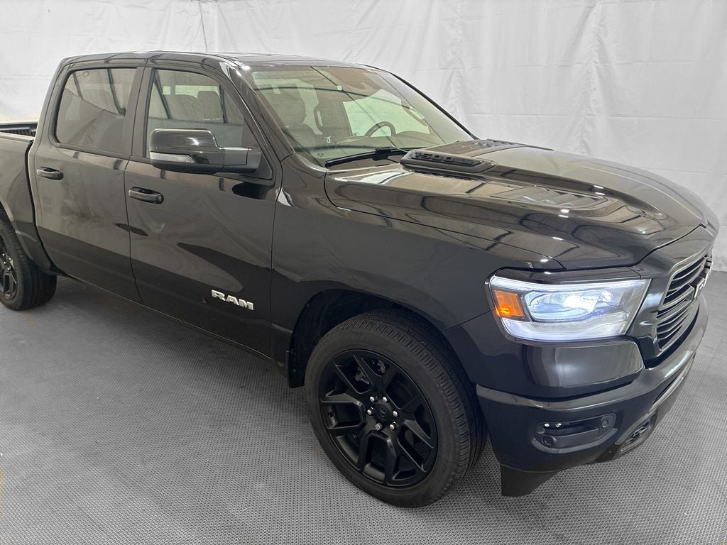 2023 RAM 1500 Laramie Crew Cab 4x4 5'7' Box