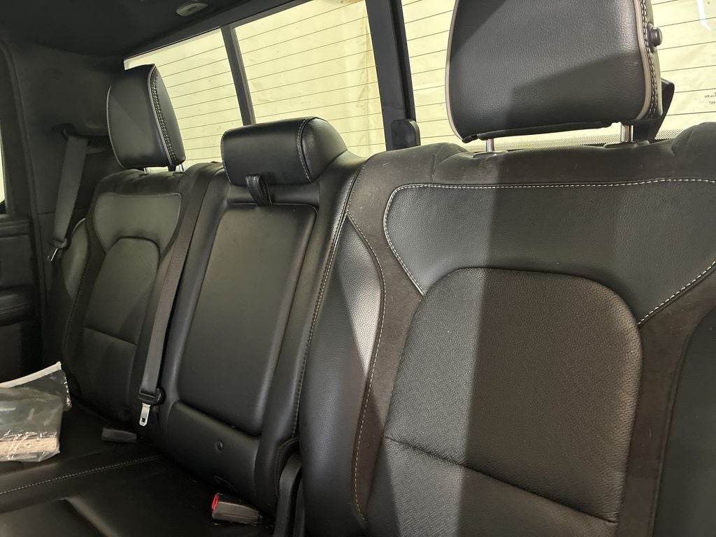2023 RAM 1500 Laramie Crew Cab 4x4 5'7' Box