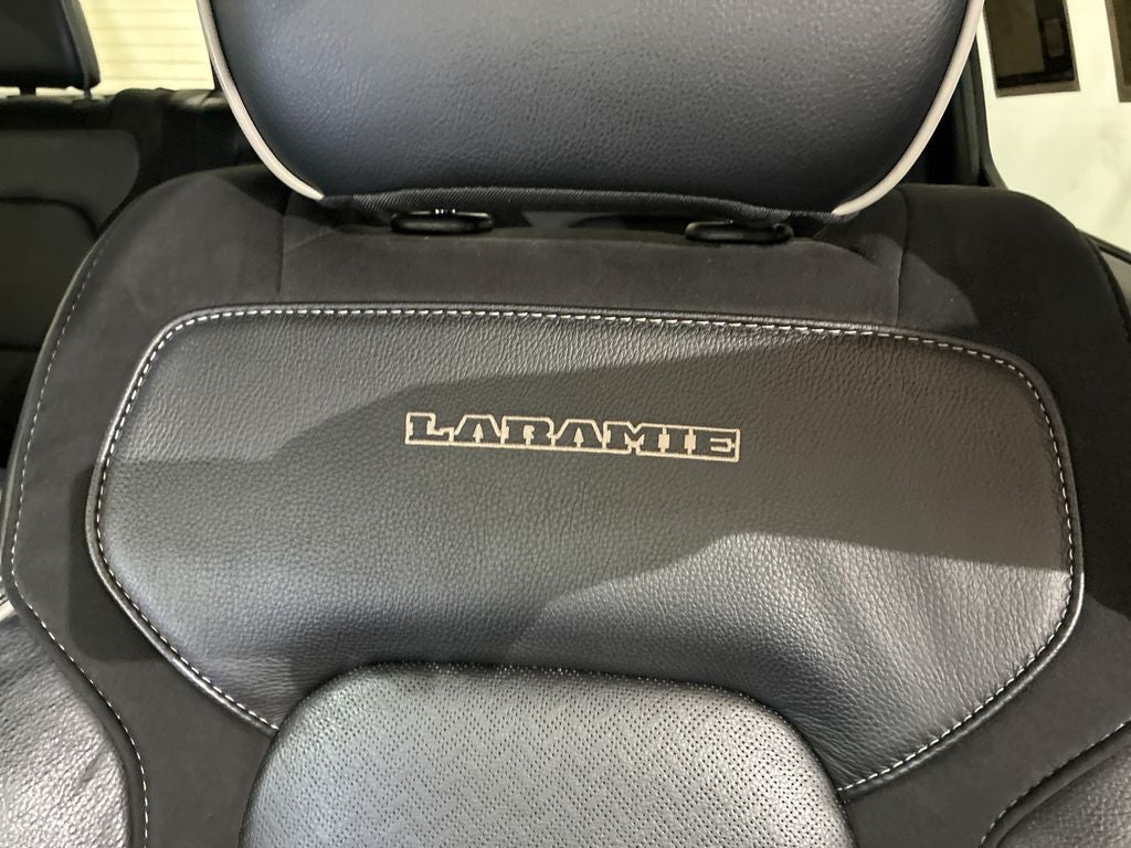 2023 RAM 1500 Laramie Crew Cab 4x4 5'7' Box