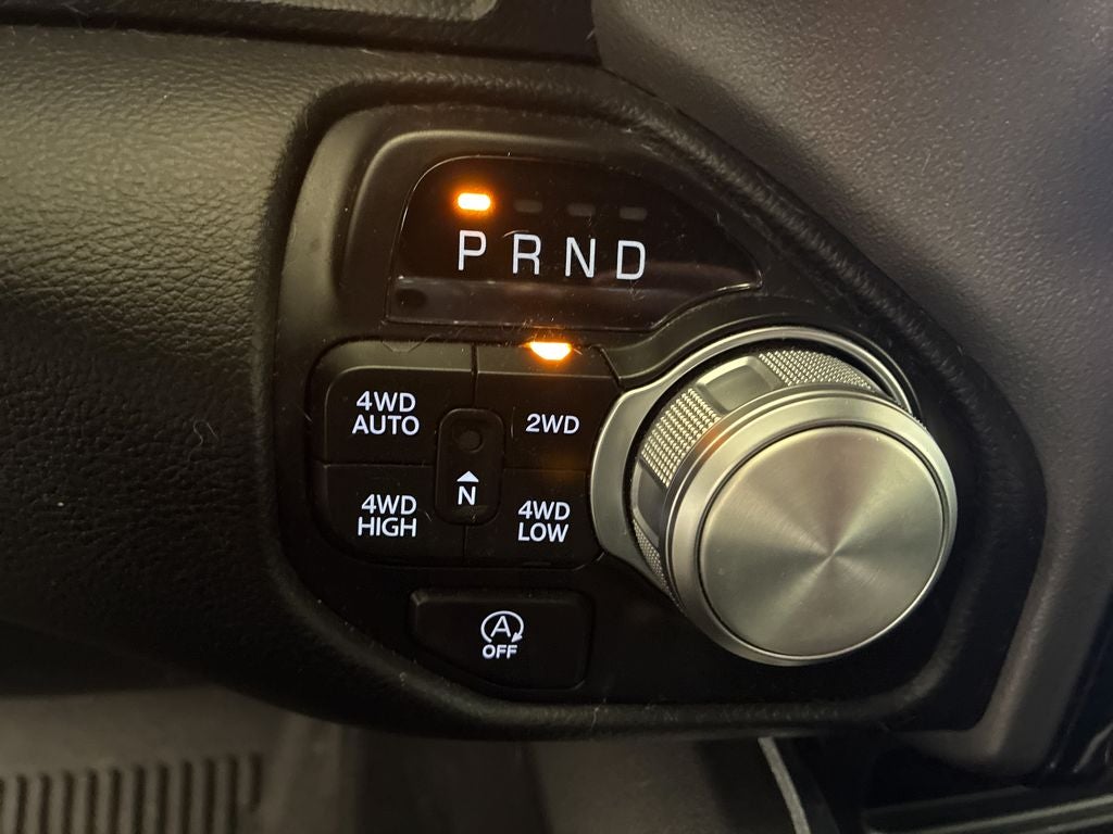2023 RAM 1500 Laramie Crew Cab 4x4 5'7' Box