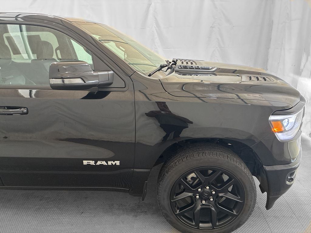 2023 RAM 1500 Laramie Crew Cab 4x4 5'7' Box