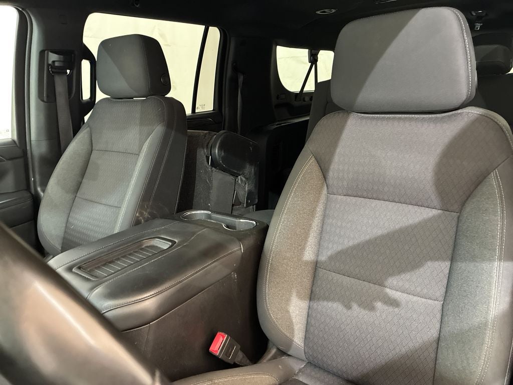2023 Chevrolet Suburban 4WD LS