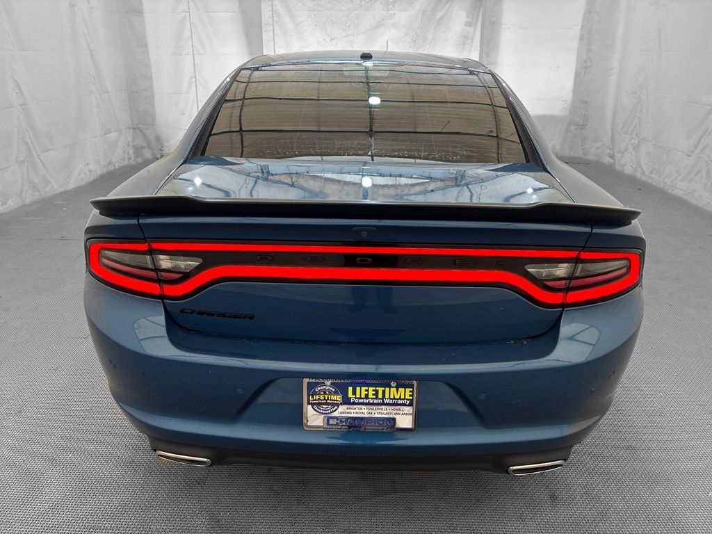 2022 Dodge Charger SXT RWD
