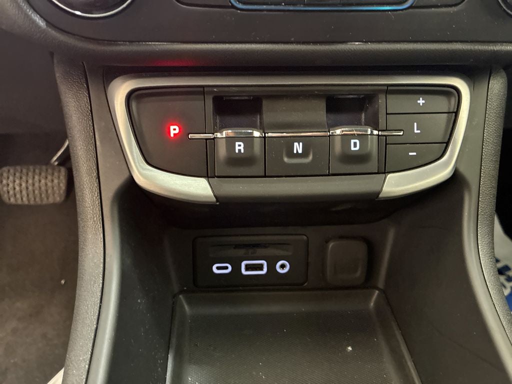 2024 GMC Terrain AWD SLT