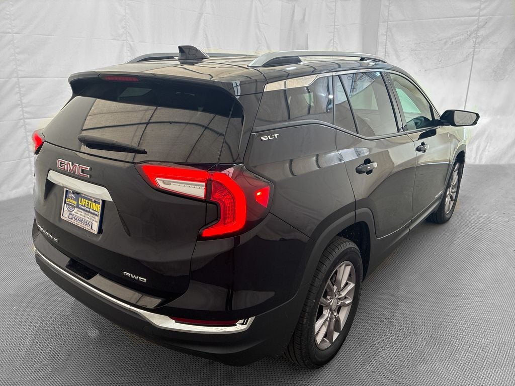 2024 GMC Terrain AWD SLT