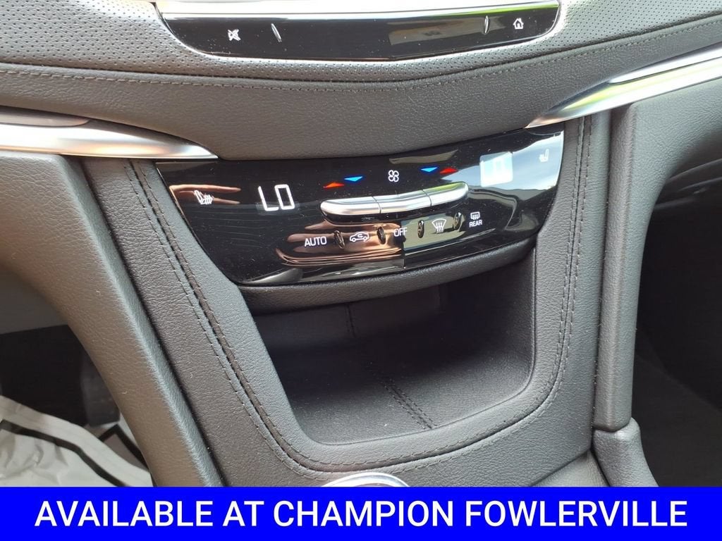 2024 Cadillac XT5 Luxury