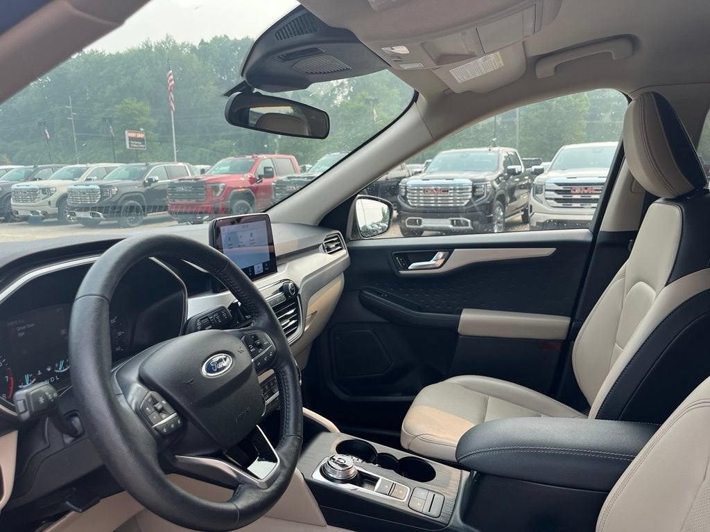 2020 Ford Escape SEL