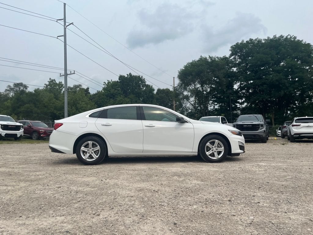2023 Chevrolet Malibu LS