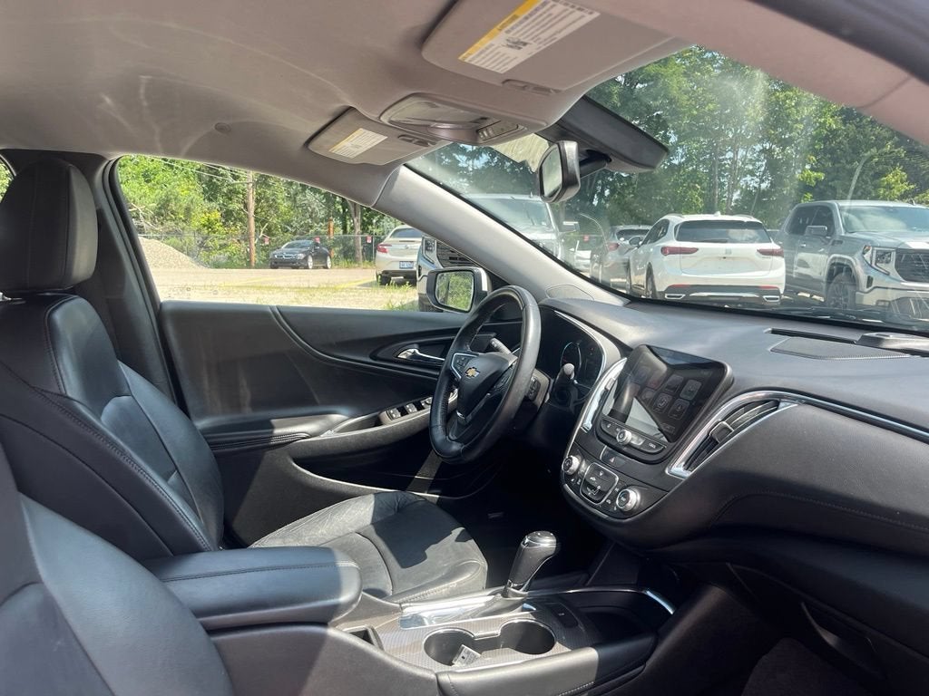 2017 Chevrolet Malibu LT