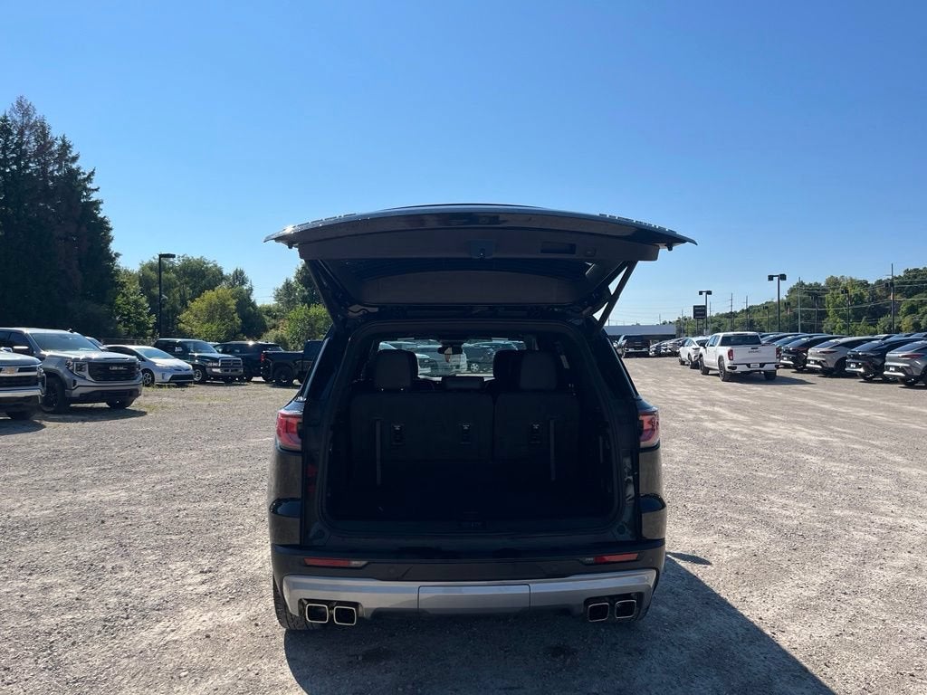 2024 GMC Acadia Elevation