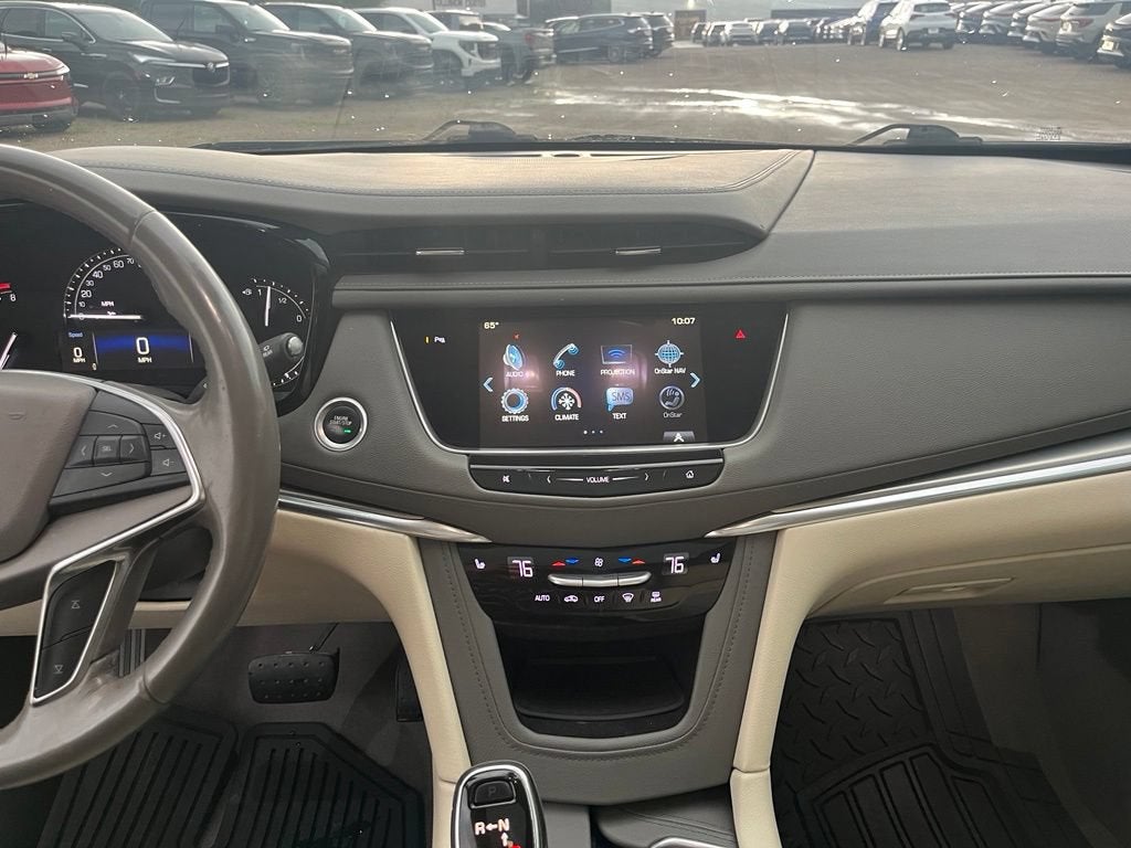 2018 Cadillac XT5 Luxury FWD