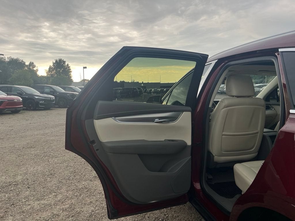 2018 Cadillac XT5 Luxury FWD