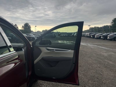 2018 Cadillac XT5 Luxury FWD