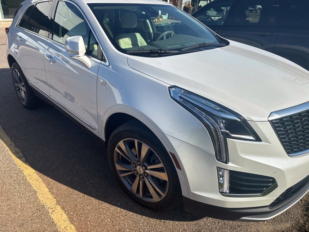 2024 Cadillac XT5 Premium Luxury