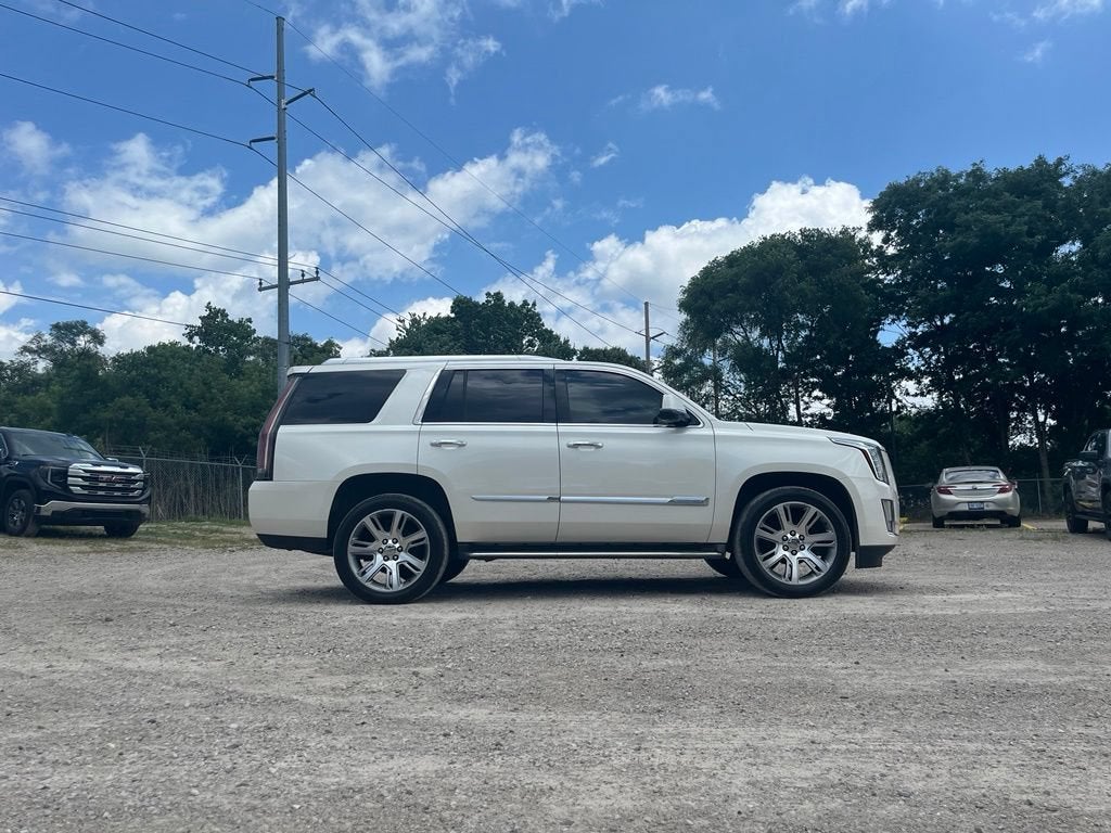 2015 Cadillac Escalade Luxury