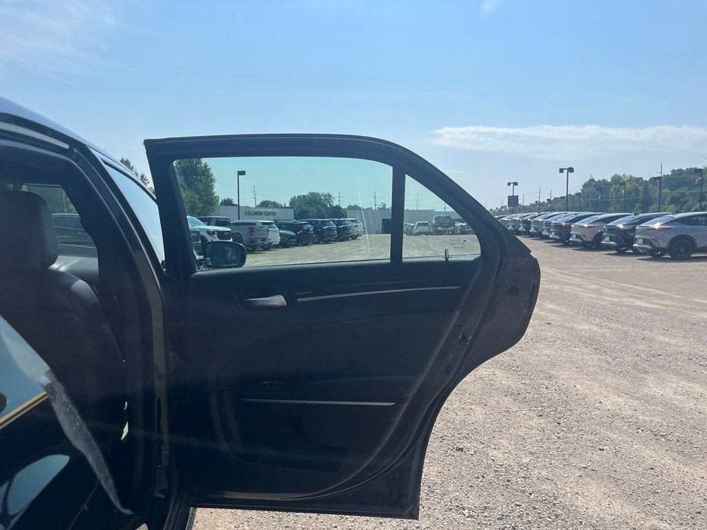 2014 Chrysler 300 300C