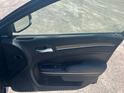2014 Chrysler 300 300C