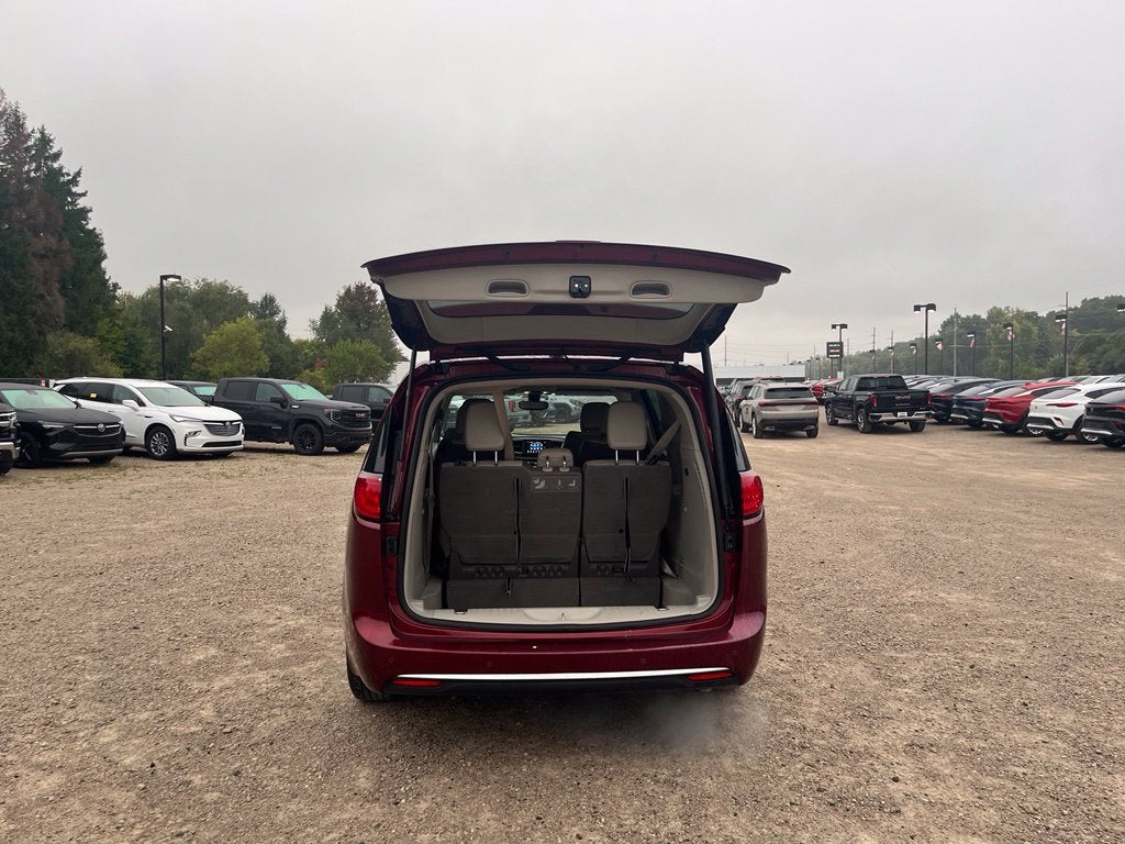 2019 Chrysler Pacifica Touring L