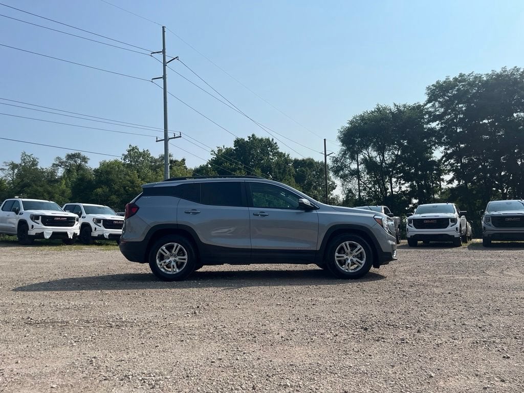 2023 GMC Terrain SLE