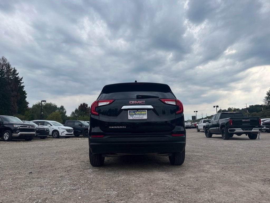 2024 GMC Terrain SLE