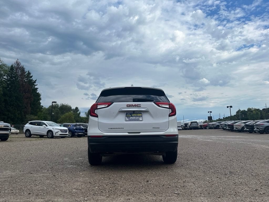 2023 GMC Terrain SLE