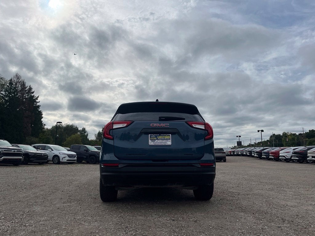 2024 GMC Terrain SLE