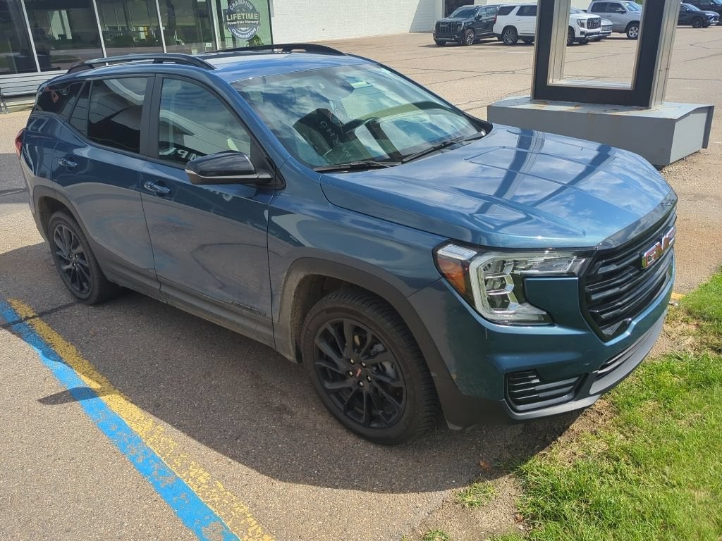 2024 GMC Terrain SLE