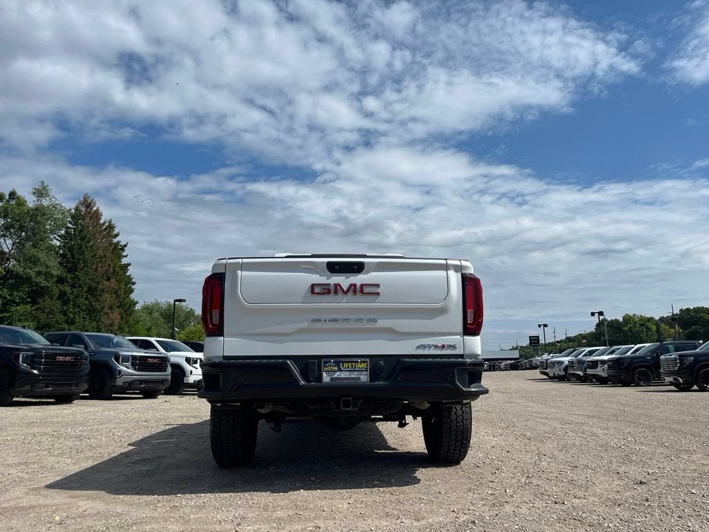 2023 GMC Sierra 1500 AT4X