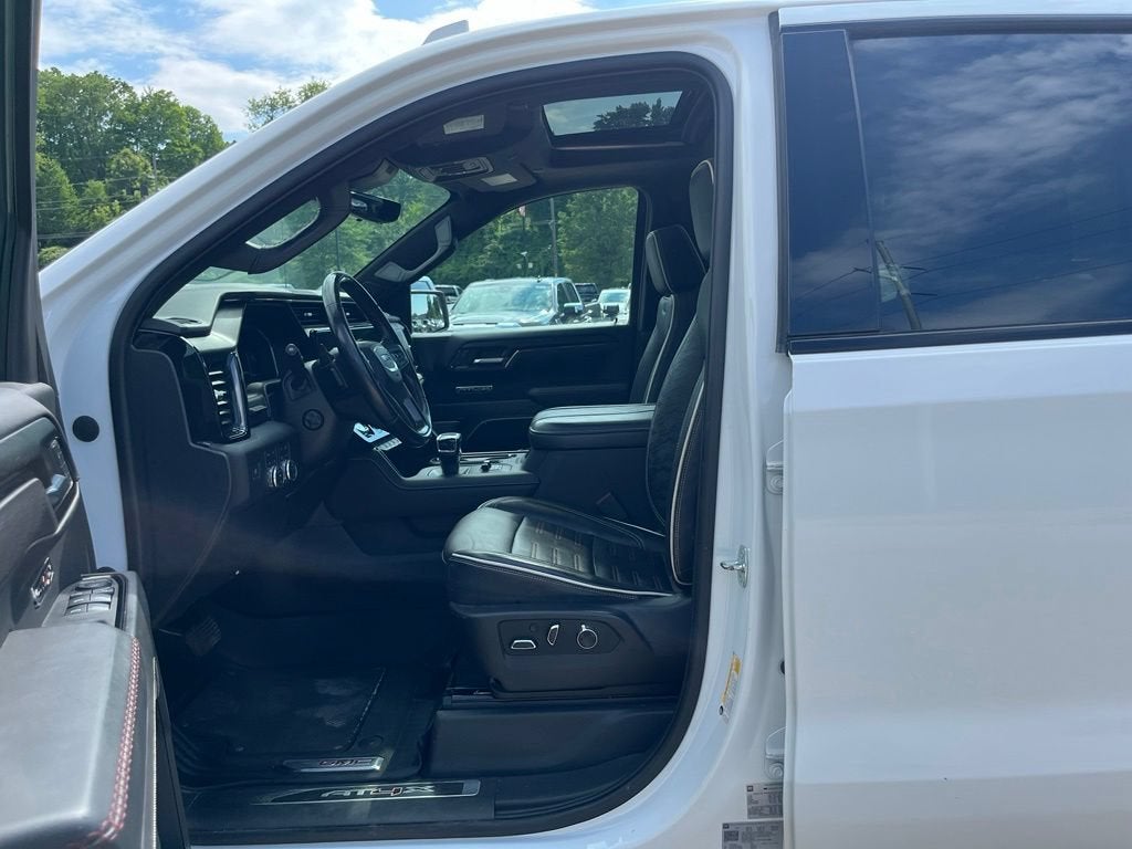 2023 GMC Sierra 1500 AT4X