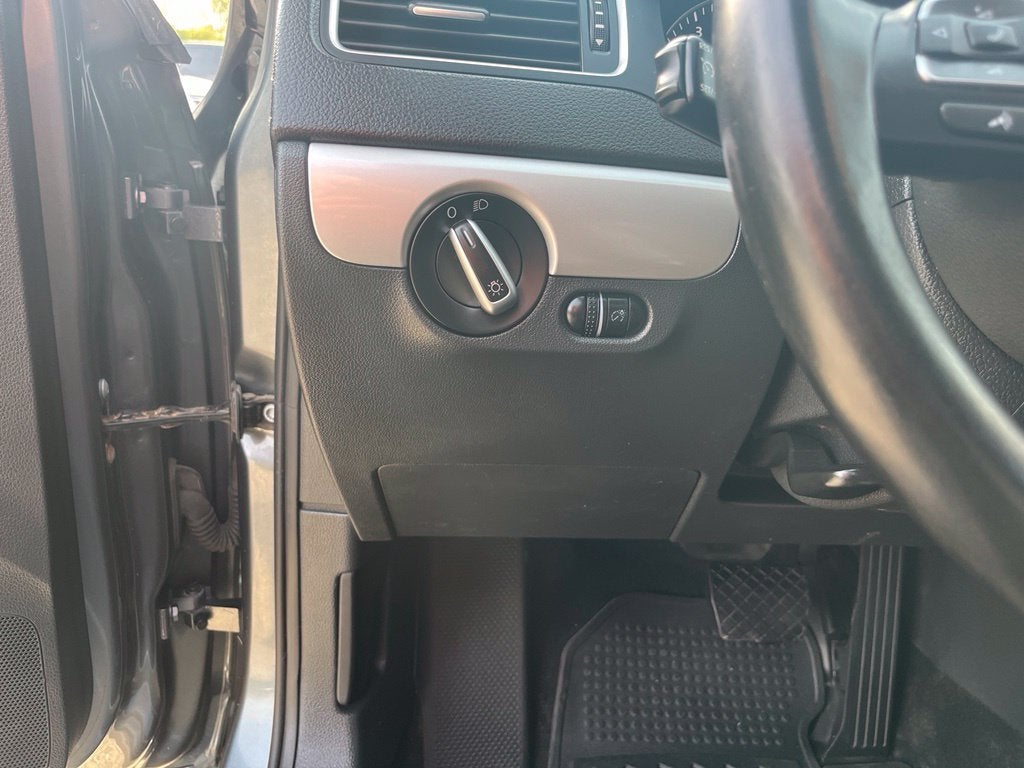 2013 Volkswagen Jetta SE