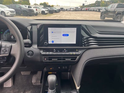 2025 Toyota Camry LE