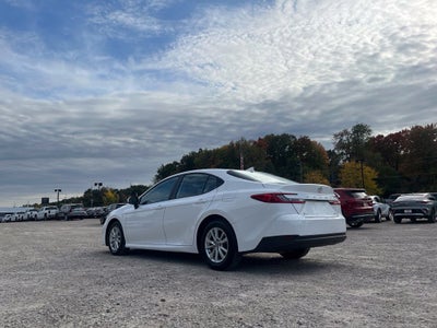 2025 Toyota Camry LE