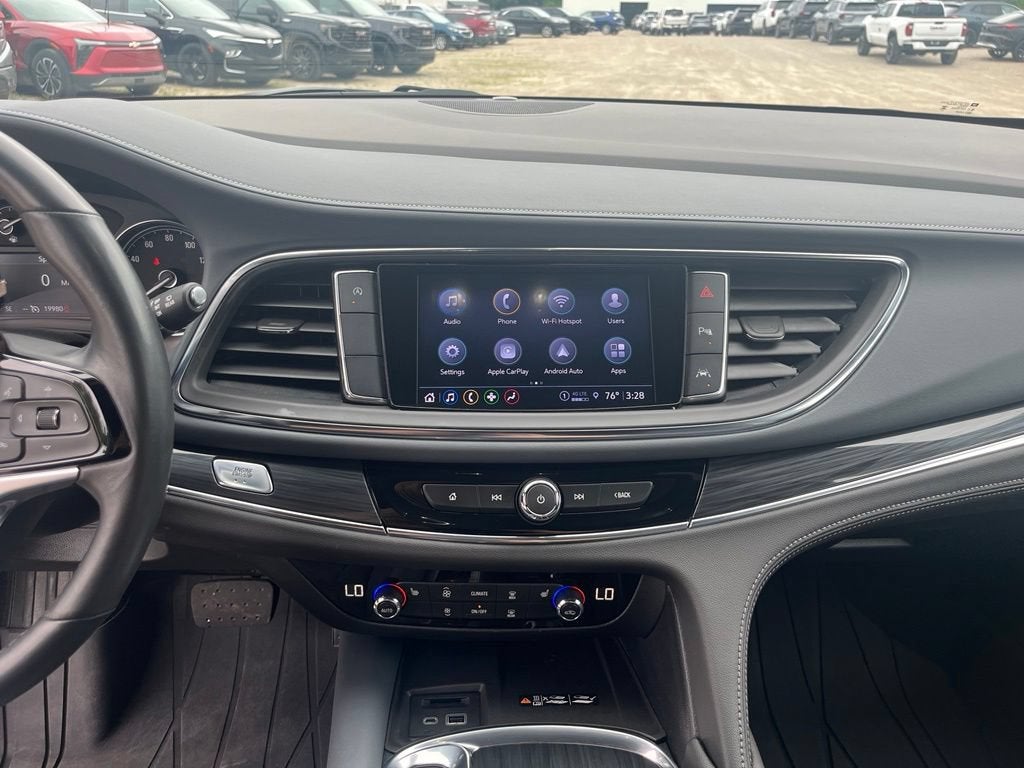 2024 Buick Enclave Essence